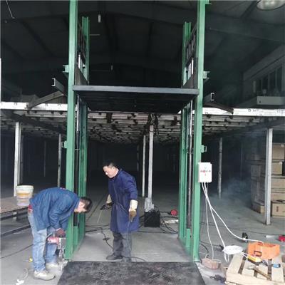 简阳提升机 悬臂提升机 剪刀叉式升降平台