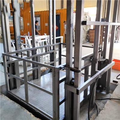 云阳液压货梯 升降机货梯升降机 同步升降平台