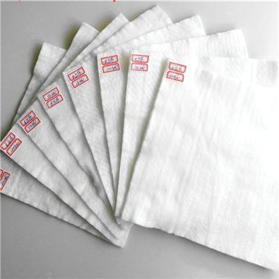 两布一膜复合土工布 加筋土工布 PET聚酯长丝土工布