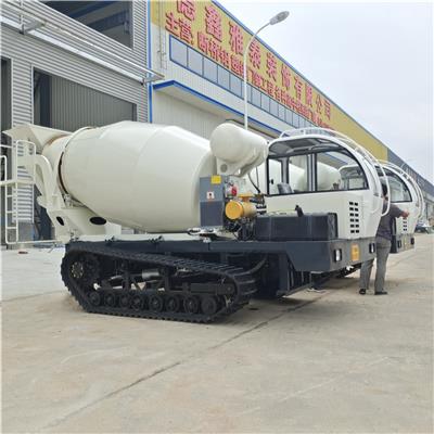 3方工业履带搅拌车 泥石地履带混凝土搅拌车 后桥式混凝土搅拌车