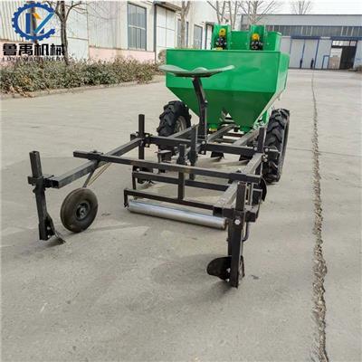 土豆播种机 马铃薯种植机械 地瓜双行覆膜喷药施肥机