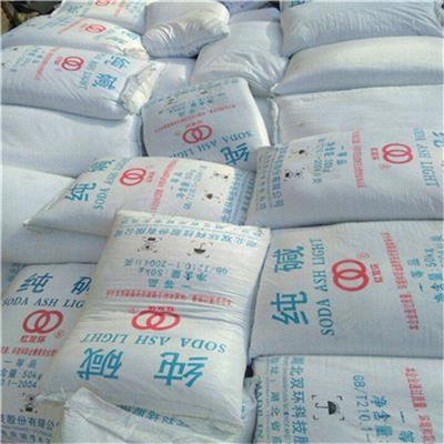 纯碱洗涤助剂碳酸钠 溶液显碱性 密度高吸湿低
