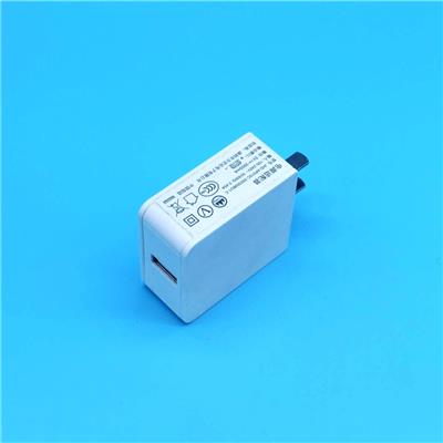 3C认证5V3A USB充电器 中规充电头适用于手机平板小家电LED灯