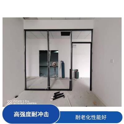 钢框架玻璃隔断 多次重复使用 环保且轻易安装