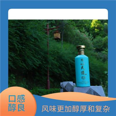 山东茅台镇酱香型白酒 原料选择讲究 确保产品的一致性和稳定性