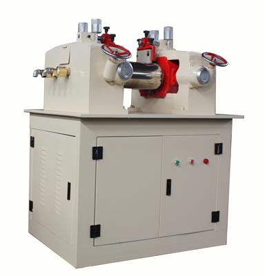 学青牌实验室用6寸炼胶机占地面积小