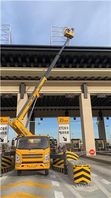 大兴区河西区租赁电动升降平台亦庄出租路灯维修安装车