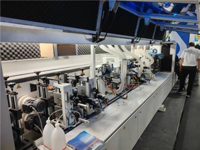 河北极东智能机械六面钻封边机 南京帝鼎数控科技供应