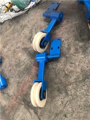 煤矿猴车配件 猴车防跑偏轮 单托轮 G型轮 衬托绳轮 铸造压绳轮