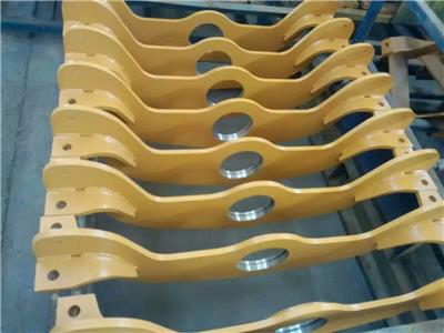 山推SD220推土机原厂发动机支架