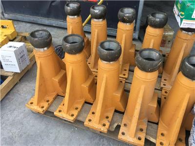 山推SD160TL湿地推土机耳轴16L-80-30000