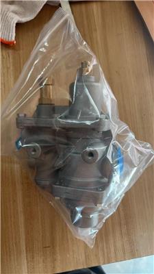 山推SR20M压路机油水分离组合阀263-77-09000