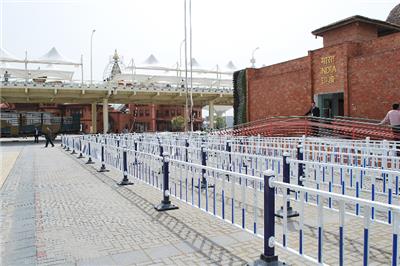 山西可变道护栏厂家 来电咨询 江苏爱可青交通科技供应