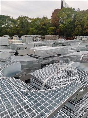 和你一起品味诚信的钢格栅厂家生产流程，安平县兴淼揭秘