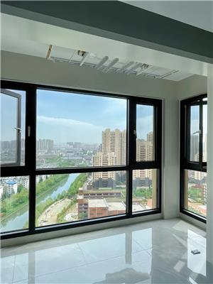 封阳台公司哪家性价比高，君祺家居高品质低价格