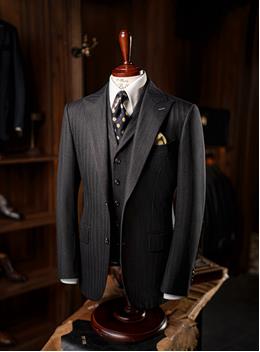 男士西服定制：靠谱之选与口碑之鉴