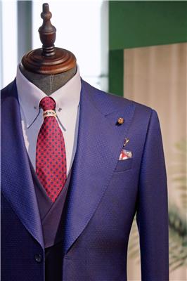 汀礼西服定制：口碑与品质双优之选