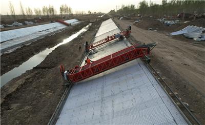 河道与渠道衬砌机厂家优选，豫华机械