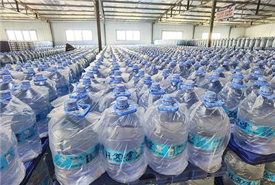 **矿泉水与一次性桶装水的优质之选