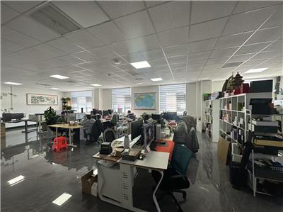 美妆礼盒与艺术品包装定制：专业之选与靠谱之选