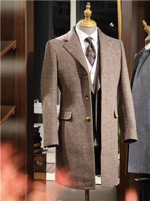 女士大衣定制哪家好？靠谱选择在这里